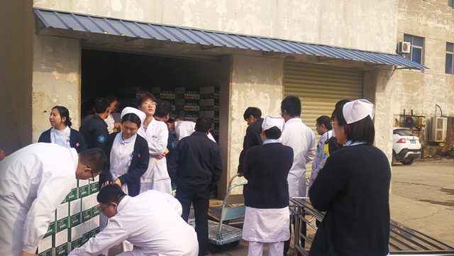 日韩无码
开展“以购代捐、消费扶贫献爱心”活动