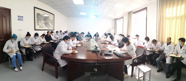 医院召开中心组扩大学习会  学习习近平总书记讲话 安排布置四季度工作