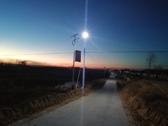 亮化工程暖民心、照亮乡村谋振兴——陕西省第四人民医院为朱家沟村实施太阳能路灯亮化工程