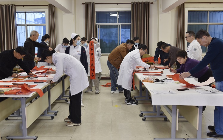 笔墨飘香 迎春送福——日韩无码
举办2024年“迎新春·送春联”活动