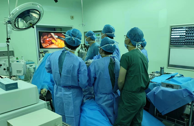 高龄老人患“三疝”腹腔镜微创手术一次全搞定